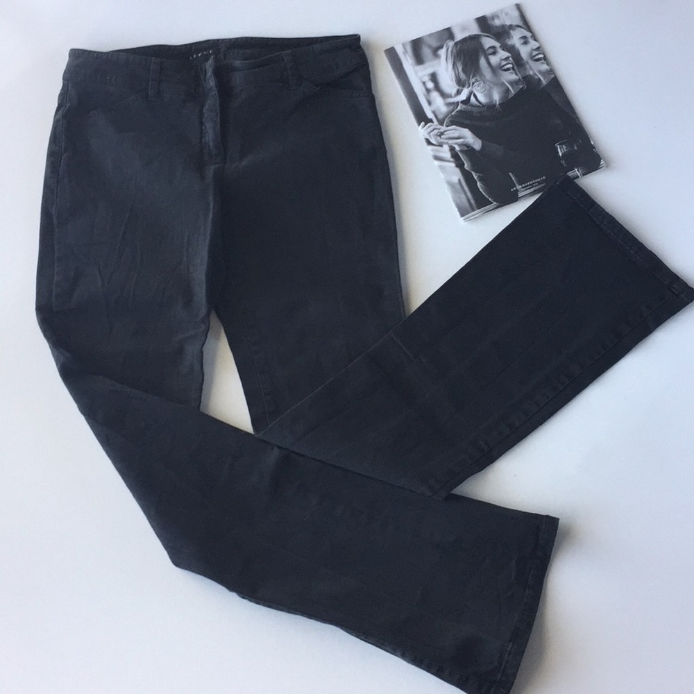 THEORY pants fit small